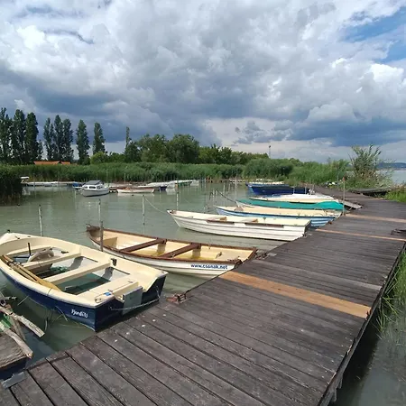 アパート Domino Balatongyörök